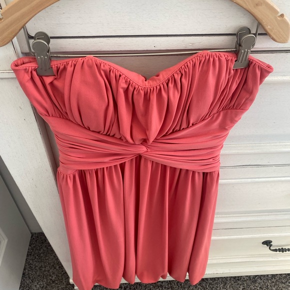 Coral summer dress - Picture 2 of 4